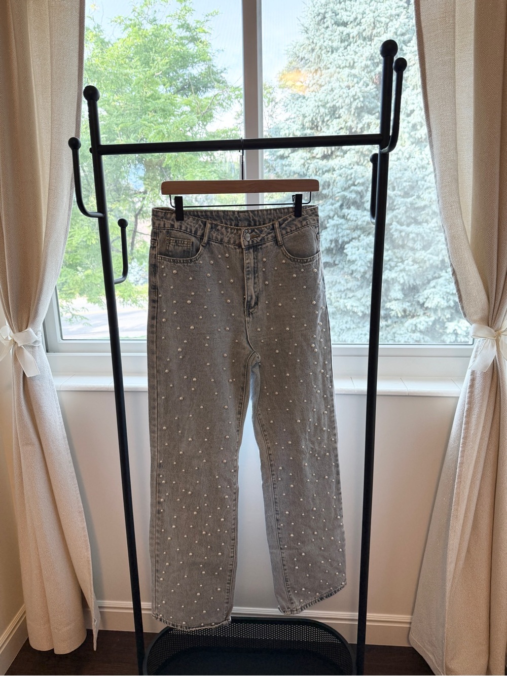 Women's Pearl Embellished Light Blue Jeans